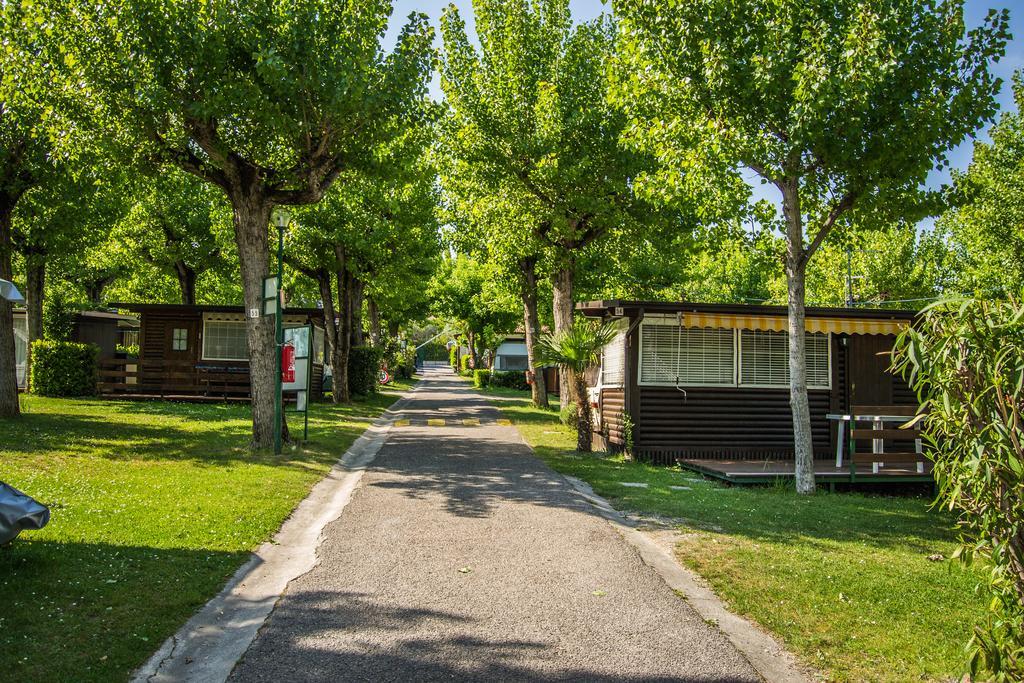 فندق Campeggio Bruno Moniga del Garda المظهر الخارجي الصورة